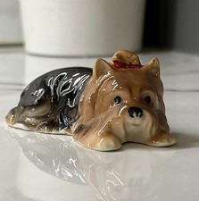 Small VTG Yorkshire Terrier